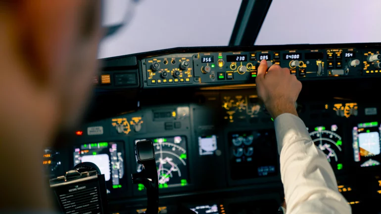 As war spreads, airline pilots contend with drones, missiles - and stress