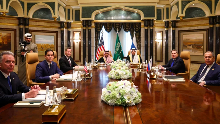 US says all sides must make concessions in Ukraine talks covering land and security
