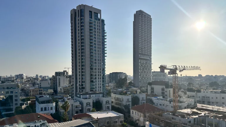 Israel plans to bring in more foreign workers for construction sector - report