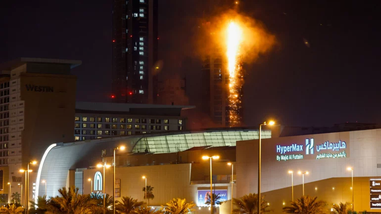 Iran missiles brings war to Gulf doorstep; hardens support for US–Israel campaign