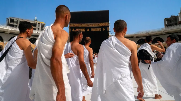 Ensuring safety: Saudi Forces reject unauthorized pilgrims from Mecca