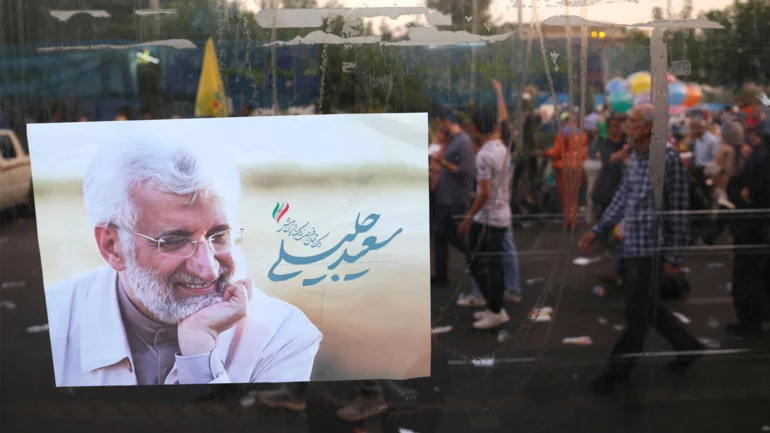 Iran presidential candidate Jalili is fiercely loyal to Khamenei
