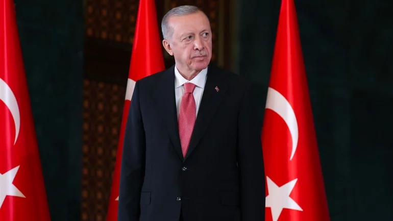 Turkey's Erdogan sees easy end to Ukraine war if Trump takes solution-based approach
