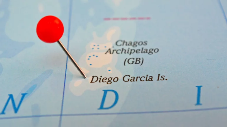 Iran targets US-UK base at Diego Garcia - Attack fails