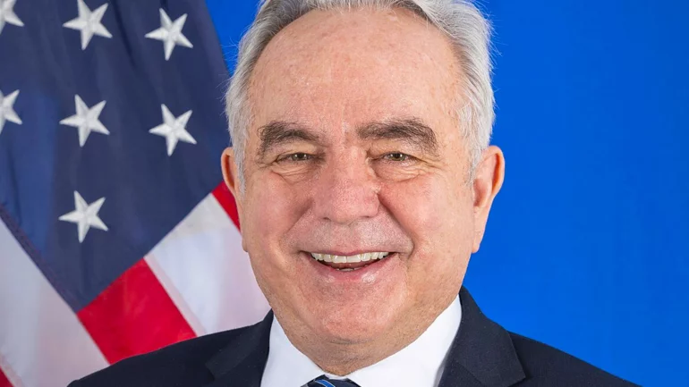 US to withdraw military personnel from Niger, source says