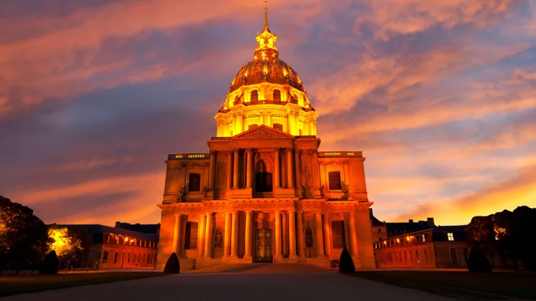 Saudis closer to Napoleon: Controversy over les Invalides deal