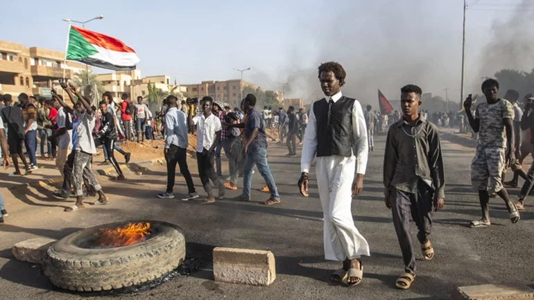 Sudan's army claims first major advance