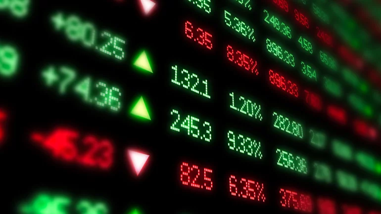 Gulf markets slip on Fed rate worries; Saudi climbs
