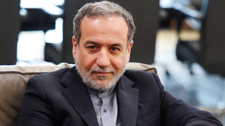 Iranian foreign minister will consult on Iran-U.S. talks during visit to Russia