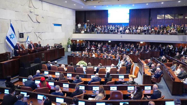 Trump urges Palestinians to reject 'Forces of hate'