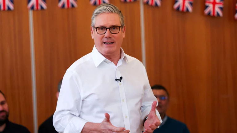 After bruising day, UK's Starmer pledges to never walk away from his job