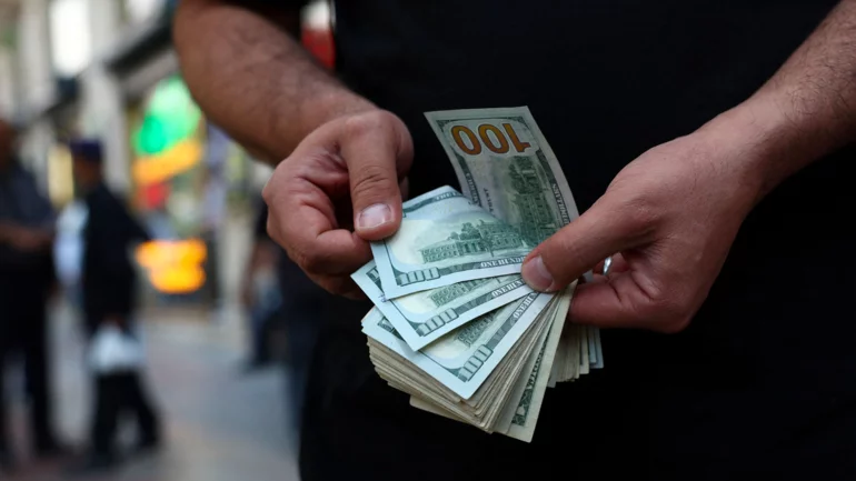 Iran downplays sanctions impact on foreign currency reserves