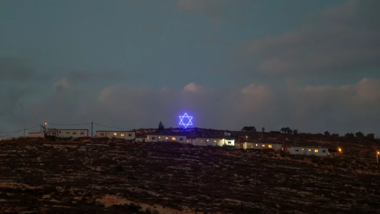 Netanyahu orders removal of West Bank settler outposts