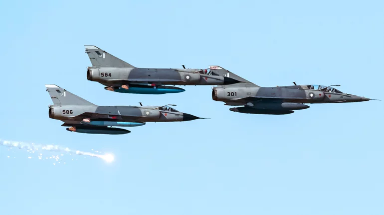 Pakistan deploys fighter jets to Saudi Arabia