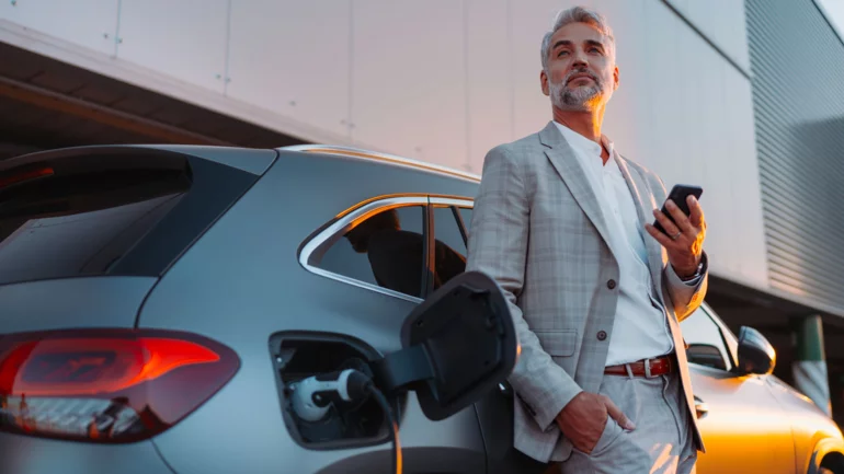 Global EV leaders to gather in Dubai for 2026 summit