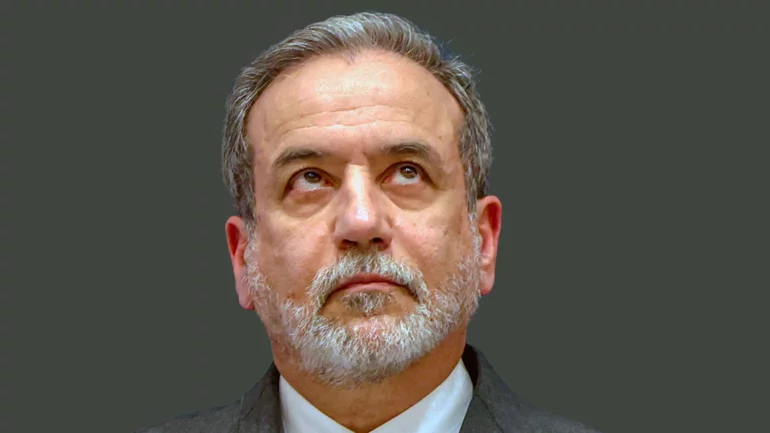 If US attacks, Iran says it will strike US bases in the region