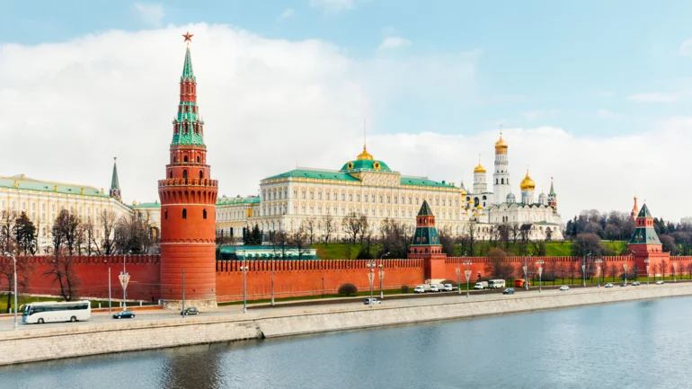 Moscow expects to sign new co-operation pact with Iran in 'very near future', RIA reports