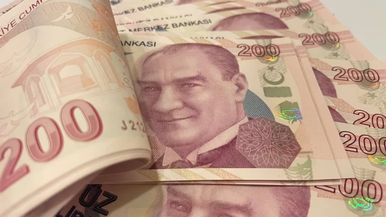 Turkey digs into its gold to save the lira