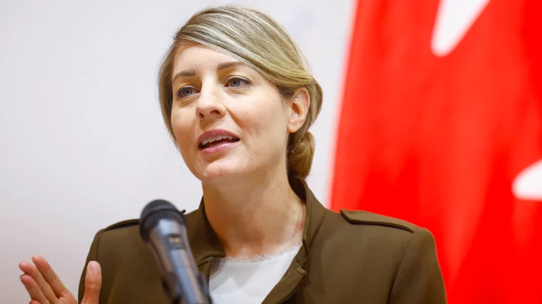 Canada urges citizens to leave Lebanon citing unpredictable security situation
