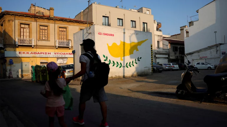 Leaders of divided Cyprus to meet on November 20, officials say