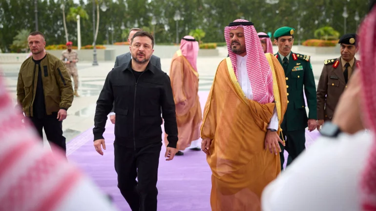 Zelensky heads to Riyadh