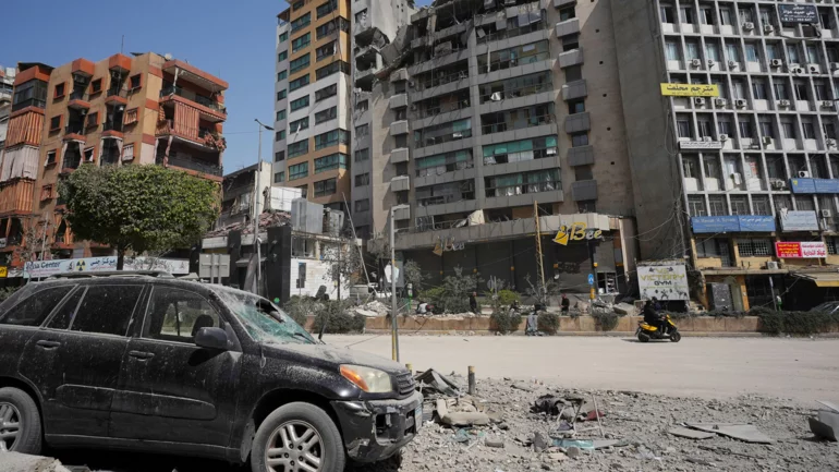 Israeli airstrikes hit building in heart of Beirut