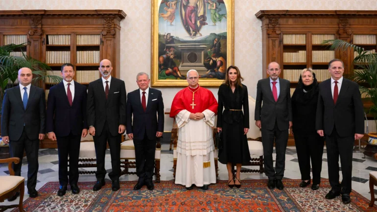 King Abdullah meets Pope and Italian leaders amid regional peace push