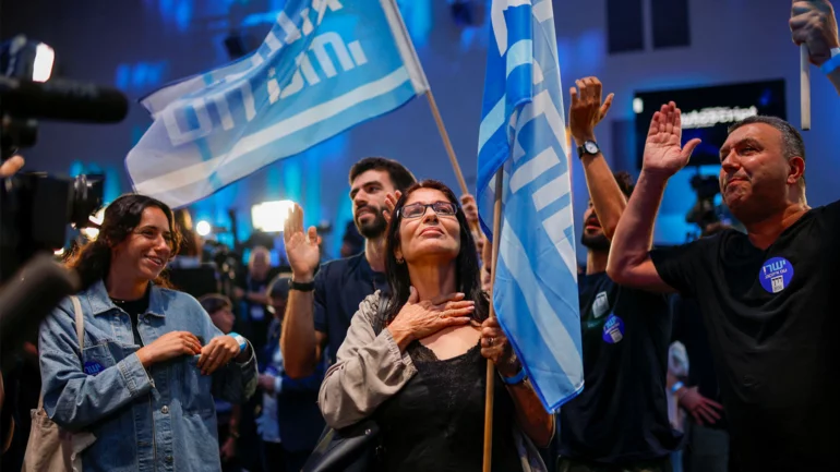 Exit polls: Netanyahu falls short, no clear winner