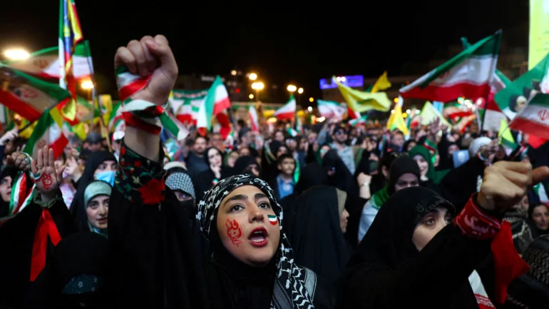 Short-term U.S.-Iran deal gains momentum