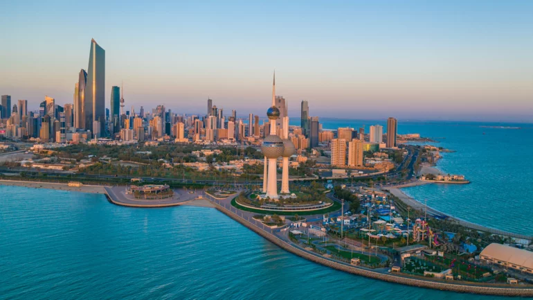 Tehran denies accusations after Kuwait detains four Iranians