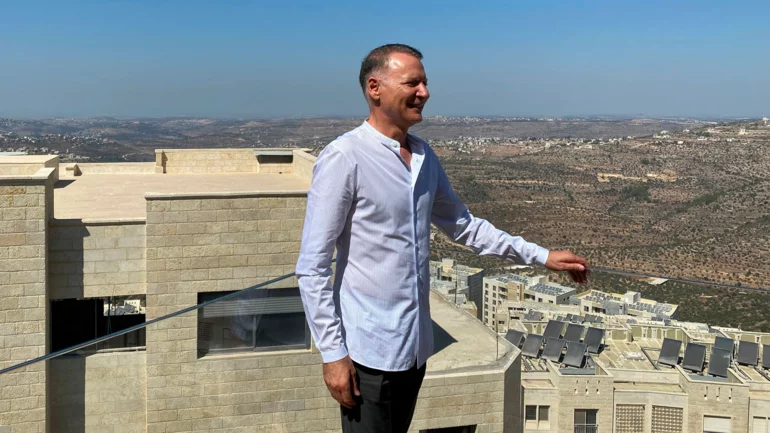 US families accuse Palestinian-American billionaire of facilitating Hamas attacks