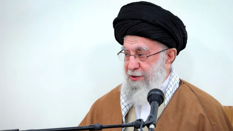 Iran's Khamenei sends letter to Putin ahead of talks with US