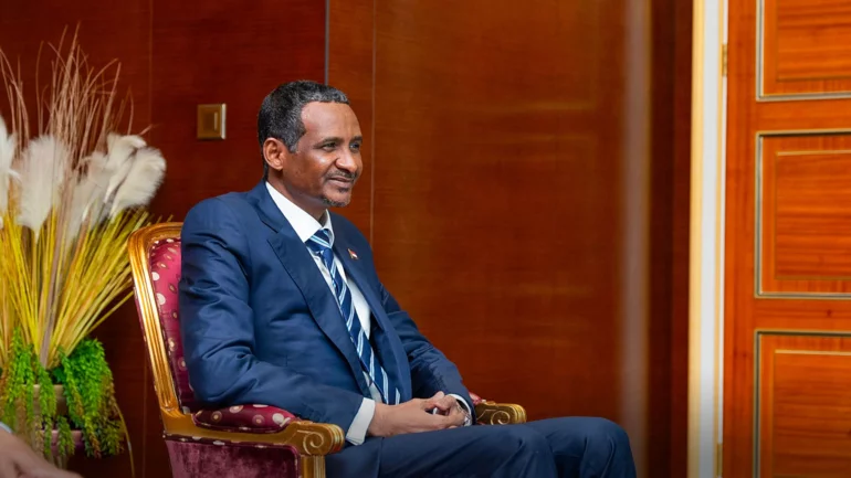 Sudanese paramilitary leader Hemedti meets civilian leaders on tour