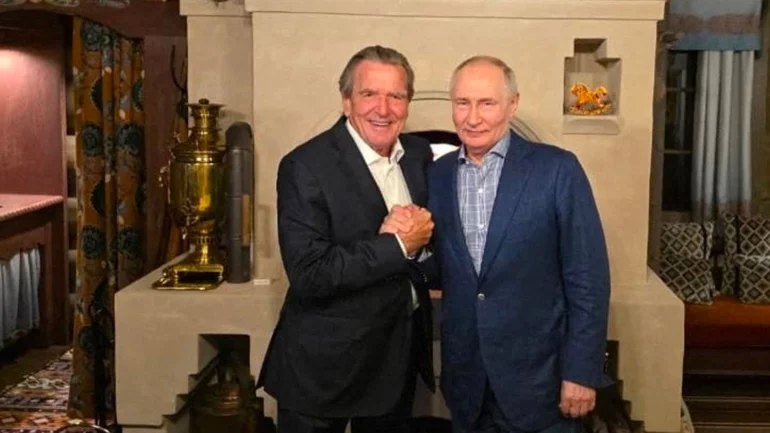 Former German Chancellor Schroeder celebrates Putin's birthday at president's home
