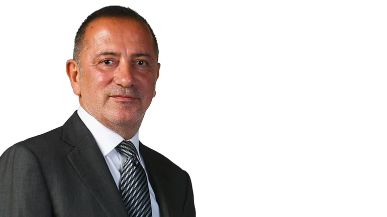 Prominent Turkish journalist gets 4-year sentence for Erdogan comments