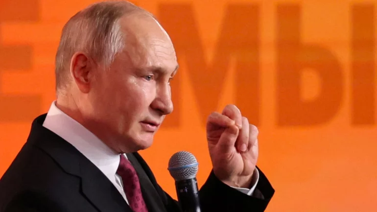 Putin to visit UAE, Saudi Arabia this week