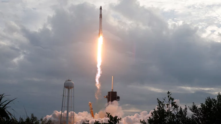 Four astronauts, including Turkey's first, arrive at space station