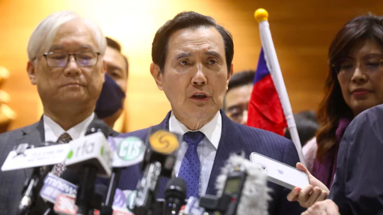Former Taiwan president Ma leaves for China, likely to meet Xi