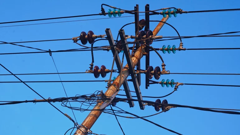 Egypt temporarily extends daily power cuts to three hours