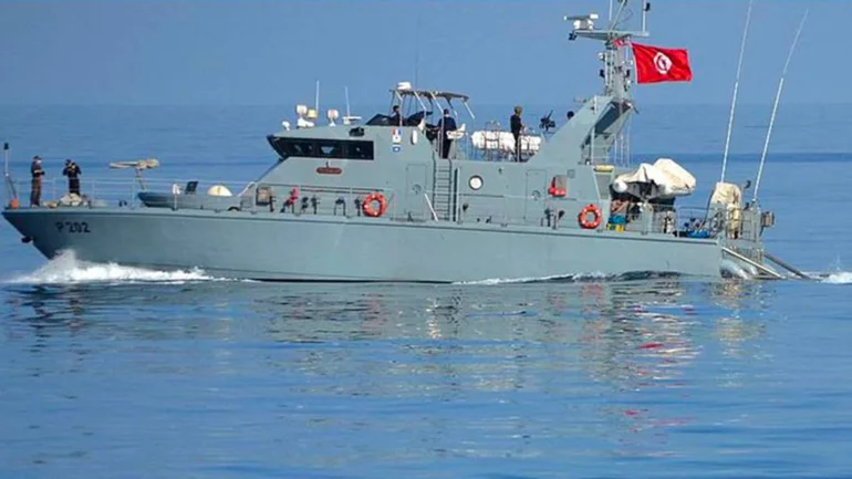 Tunisia coastguard recovers bodies of 16 migrants